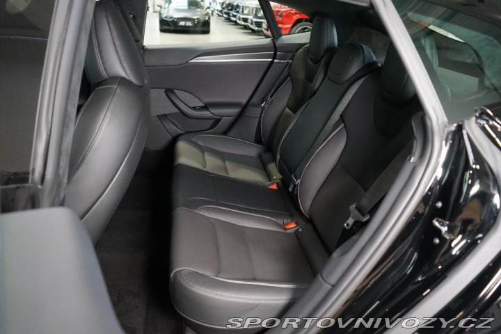 Tesla Model S Plaid 750kW Autopilot Pan 2022