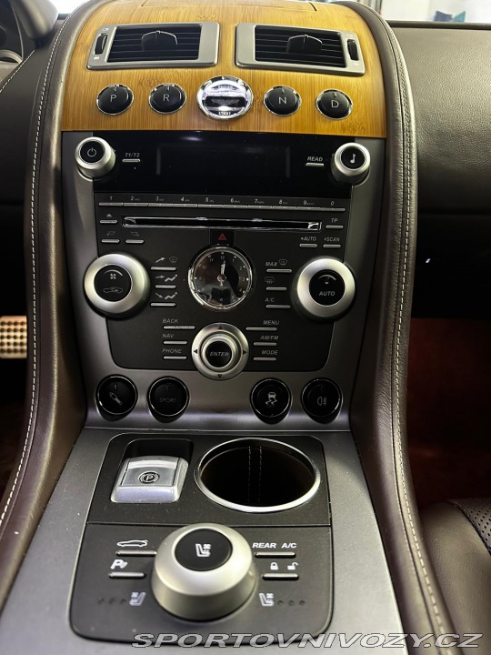 Aston Martin Rapide 2010