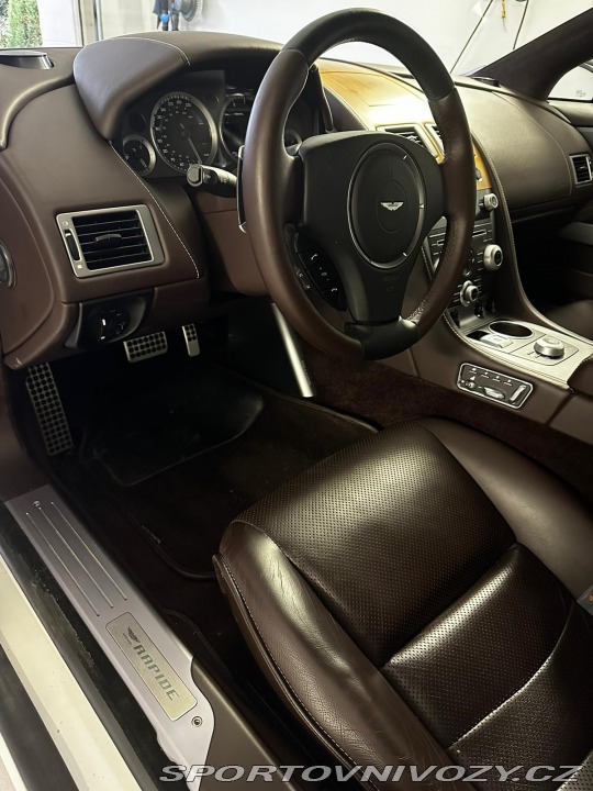 Aston Martin Rapide 2010