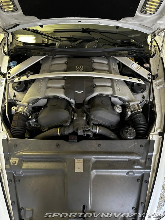 Aston Martin Rapide 2010