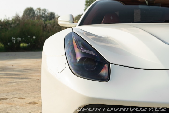 Ferrari F12berlinetta 2014