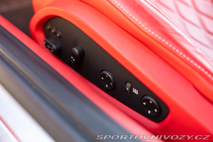 Ferrari F12berlinetta 2014
