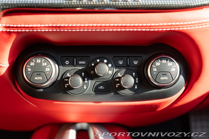 Ferrari F12berlinetta 2014