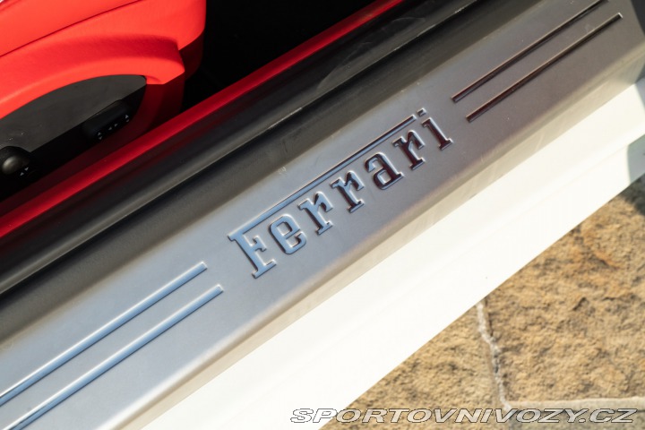 Ferrari F12berlinetta 2014
