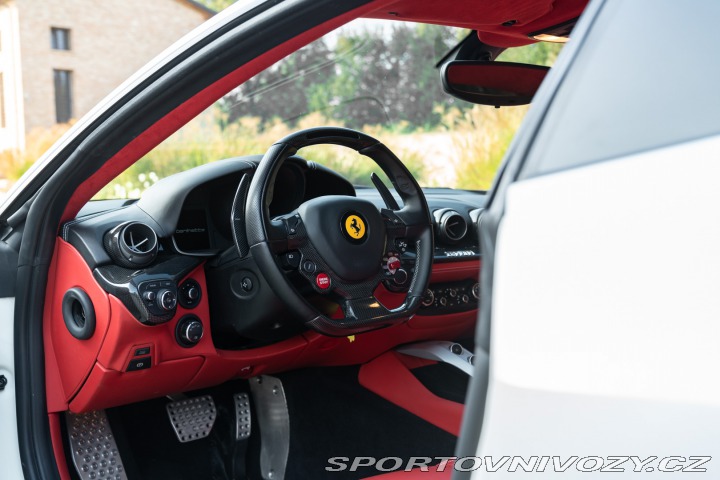Ferrari F12berlinetta 2014