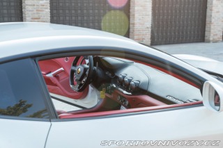 Ferrari F12berlinetta  2014