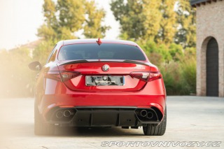 Alfa Romeo Giulia  2017