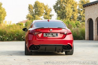 Alfa Romeo Giulia  2017