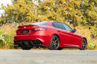 Alfa Romeo Giulia  2017