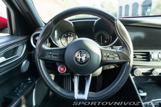 Alfa Romeo Giulia  2017