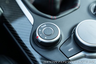Alfa Romeo Giulia  2017