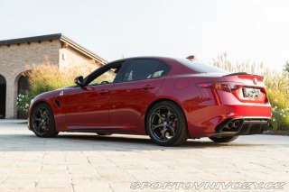 Alfa Romeo Giulia  2017