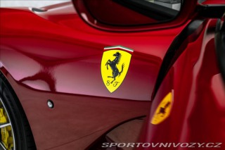Ferrari 812 6,5 GTS V12, lift, karbon 2021