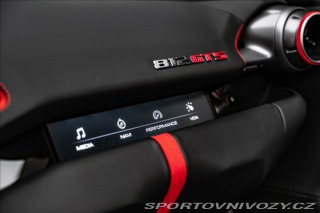 Ferrari 812 6,5 GTS V12, lift, karbon 2021