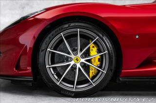 Ferrari 812 6,5 GTS V12, lift, karbon 2021
