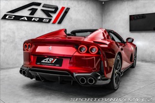 Ferrari 812 6,5 GTS V12, lift, karbon 2021
