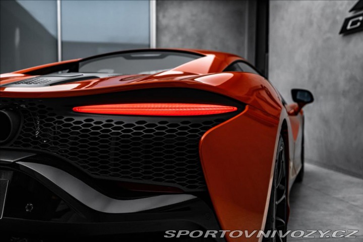 McLaren Artura ARTURA Performance, SKLAD 2023