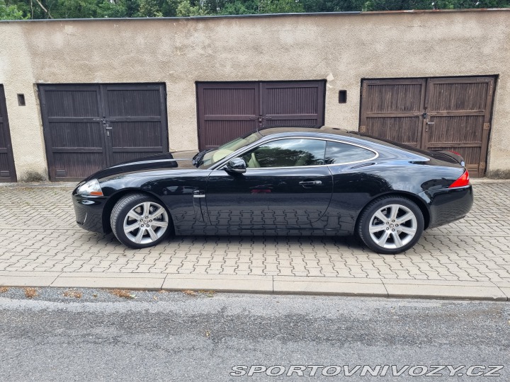 Jaguar XK 5.0 Coupé (model 2011)