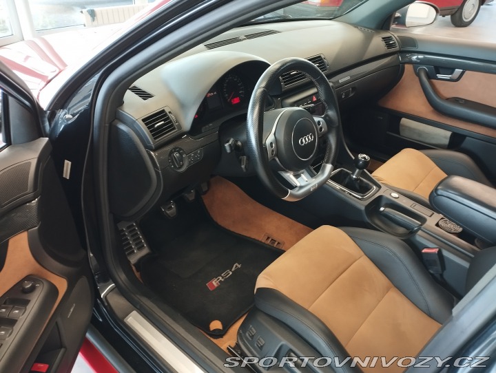 Audi RS4 2008
