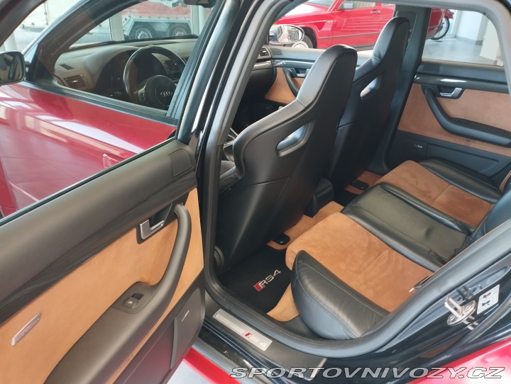 Audi RS4 2008