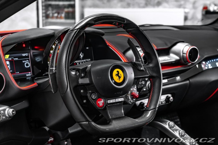 Ferrari 812 Superfast JBL/PASSENGER/L 2018
