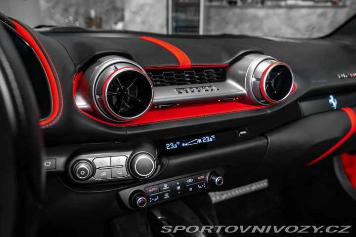 Ferrari 812 Superfast JBL/PASSENGER/L 2018
