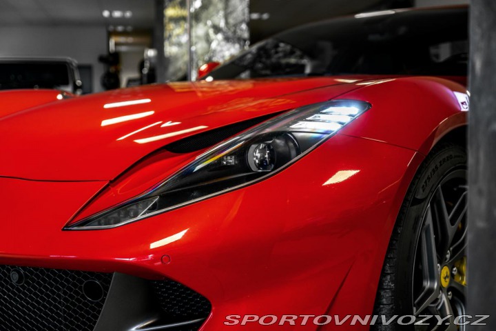 Ferrari 812 Superfast JBL/PASSENGER/L 2018