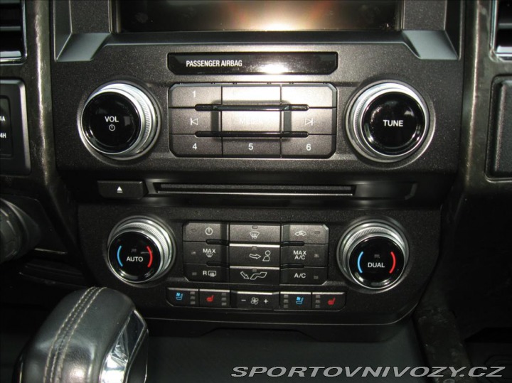 Ford Ostatní modely F-150 5,0 401PS Lariat Sport A 2019