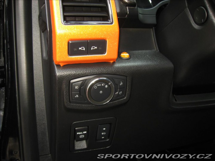 Ford Ostatní modely F-150 5,0 401PS Lariat Sport A 2019