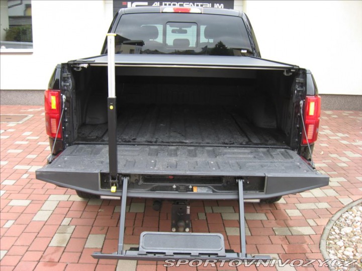 Ford Ostatní modely F-150 5,0 401PS Lariat Sport A 2019