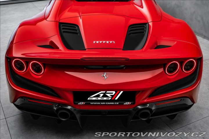 Ferrari F8 3,9 Spider V8, karbon, ka 2022