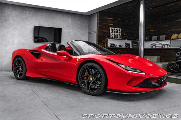 Ferrari F8 3,9 Spider V8, karbon, ka 2022
