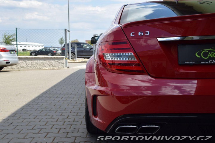 Mercedes-Benz C 63AMG BLACK-SERIES*6tKM!R 2012