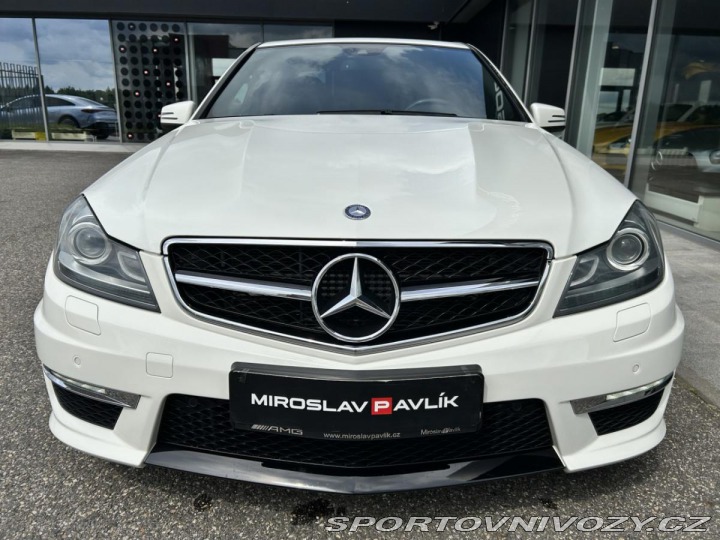Mercedes-Benz C C 63 AMG 2011