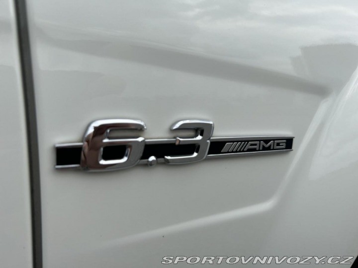 Mercedes-Benz C C 63 AMG 2011