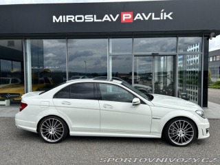 Mercedes-Benz C C 63 AMG 2011