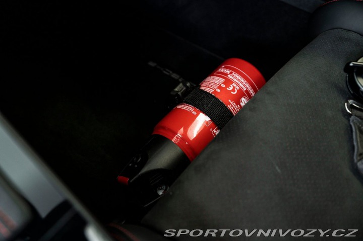 Porsche 911 GT3 RS/Weissach/Skladem 1800