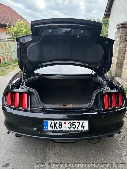 Ford Mustang 5.0 324KW US verze 2015