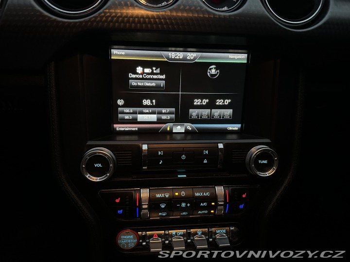 Ford Mustang 5.0 324KW US verze 2015