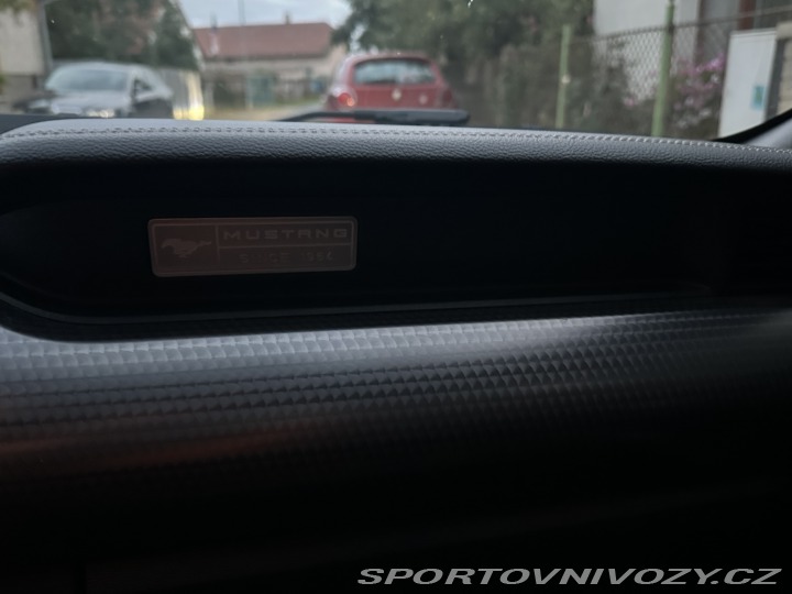 Ford Mustang 5.0 324KW US verze 2015