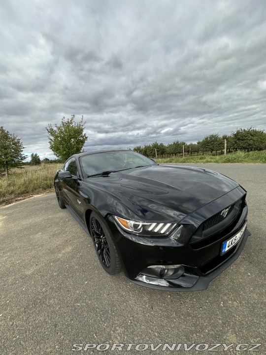 Ford Mustang 5.0 324KW US verze 2015