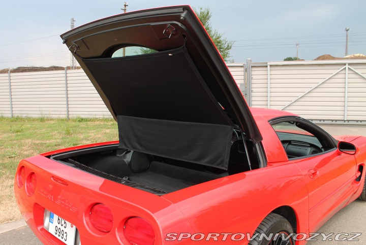 Chevrolet Corvette C5, perfektní stav 1997
