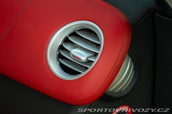 Mercedes-Benz SLR 2006