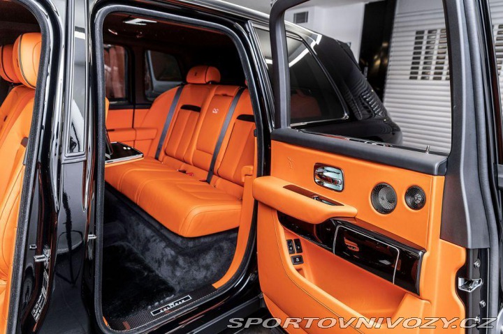 Rolls Royce Cullinan 2023