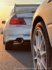 Mitsubishi Lancer EVO Lancer EVO V 1998