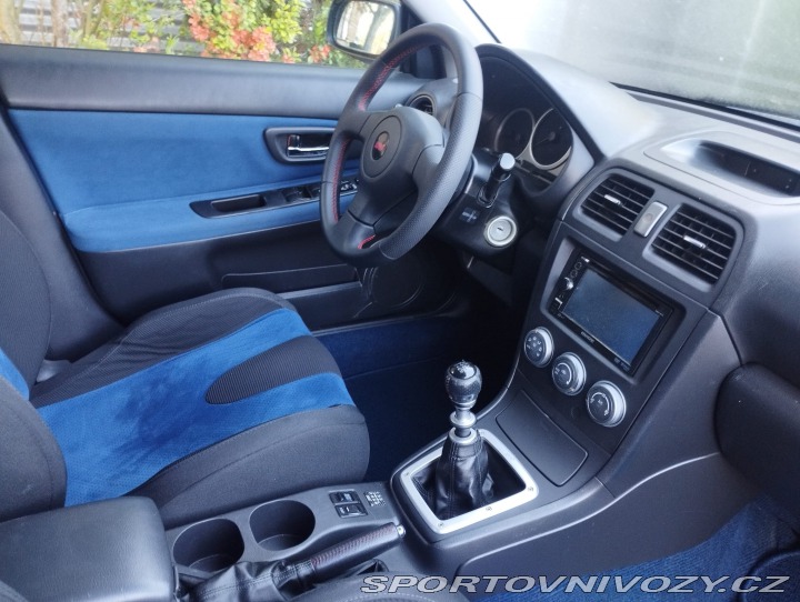Subaru Impreza STi 2004 Widetrack krásná 2004