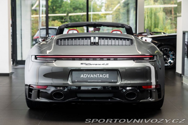 Porsche 911 (992) Carrera 4S Cabriole 2023