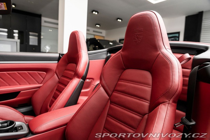 Porsche 911 (992) Carrera 4S Cabriole 2023