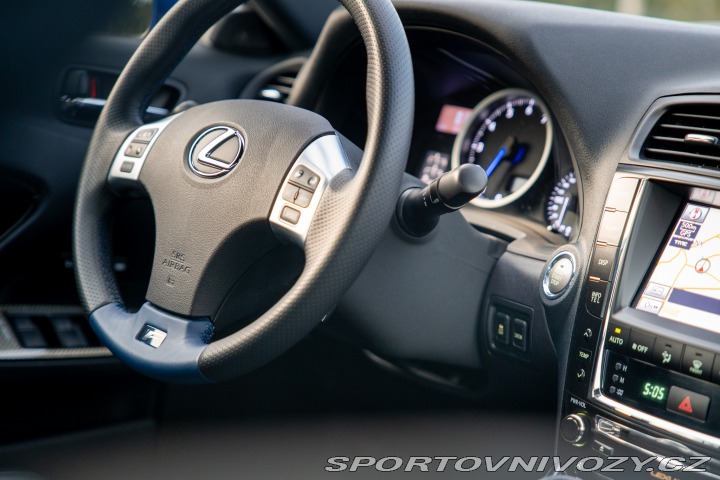 Lexus IS IS-F 2011