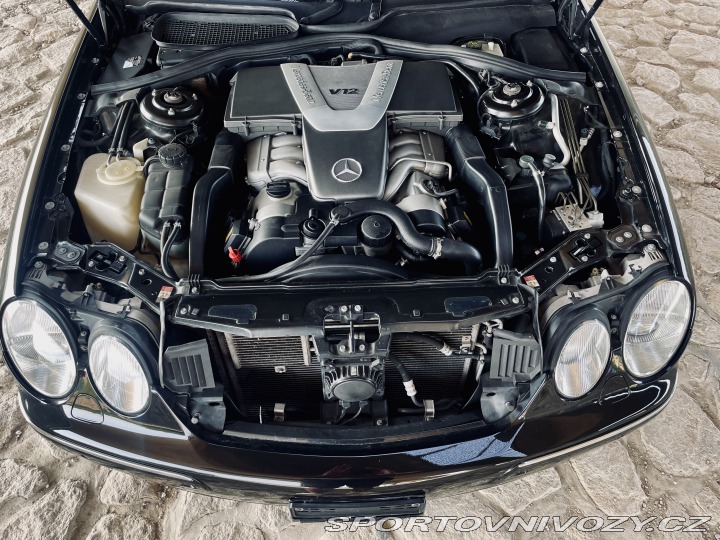 Mercedes-Benz CL Cl600 5.8 V12 nejeto v čr 2000